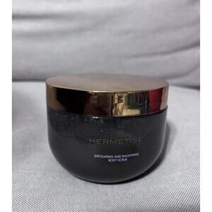 Hermetise Exfoliating and Smoothing Body Scrub 14.45oz New Sealed